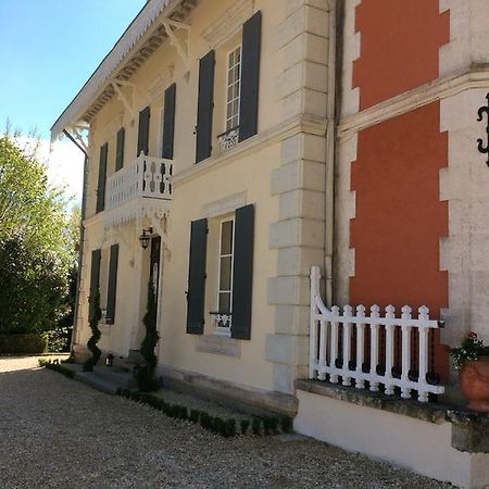 Le Chalet De Luxe Bed and Breakfast Saint-Séverin Exterior foto