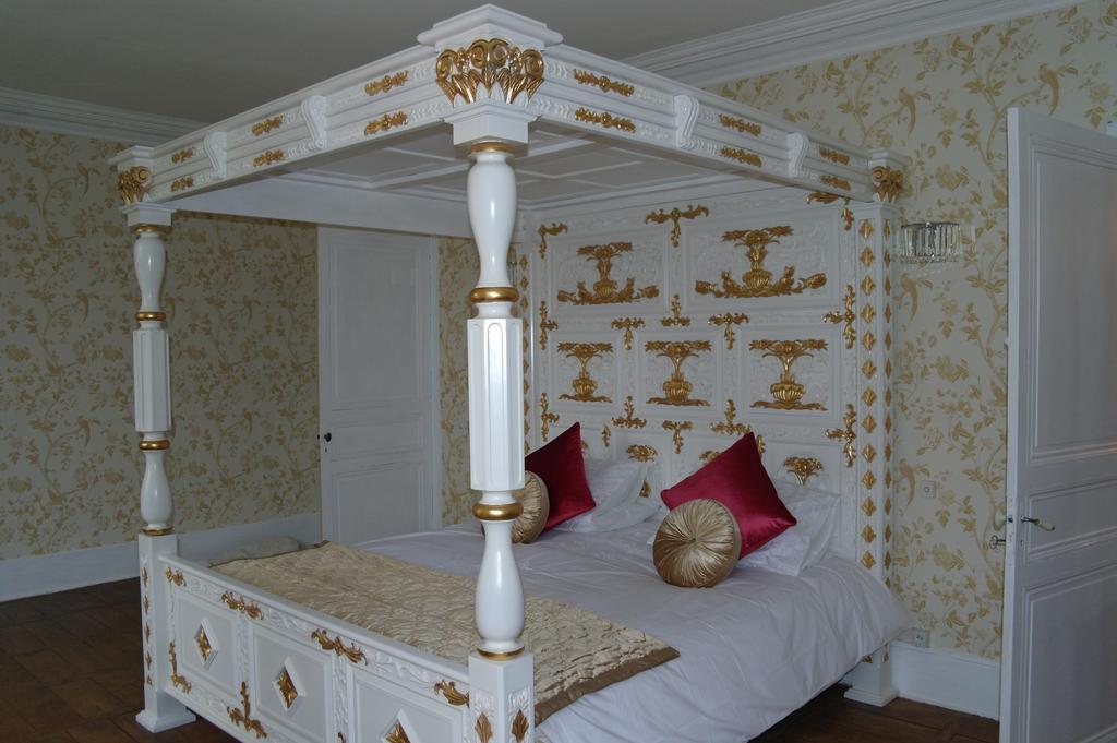 Le Chalet De Luxe Bed and Breakfast Saint-Séverin Habitación foto