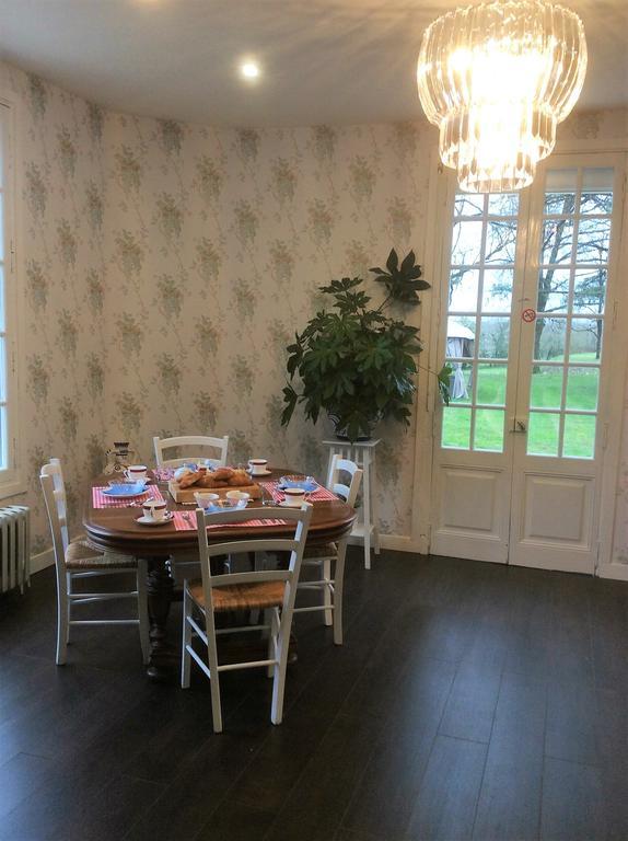 Le Chalet De Luxe Bed and Breakfast Saint-Séverin Exterior foto